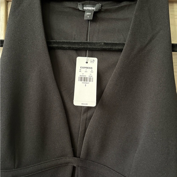 NWT Express Studio Stretch Crepe Halter V-neck Sleeveless Banded Cutout Tank - Picture 6 of 8